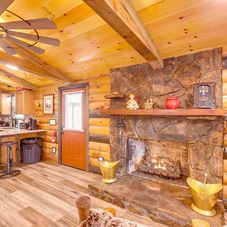 Pet-Friendly Chattanooga Cabin With Hot Tub And Kayaks Exteriör bild