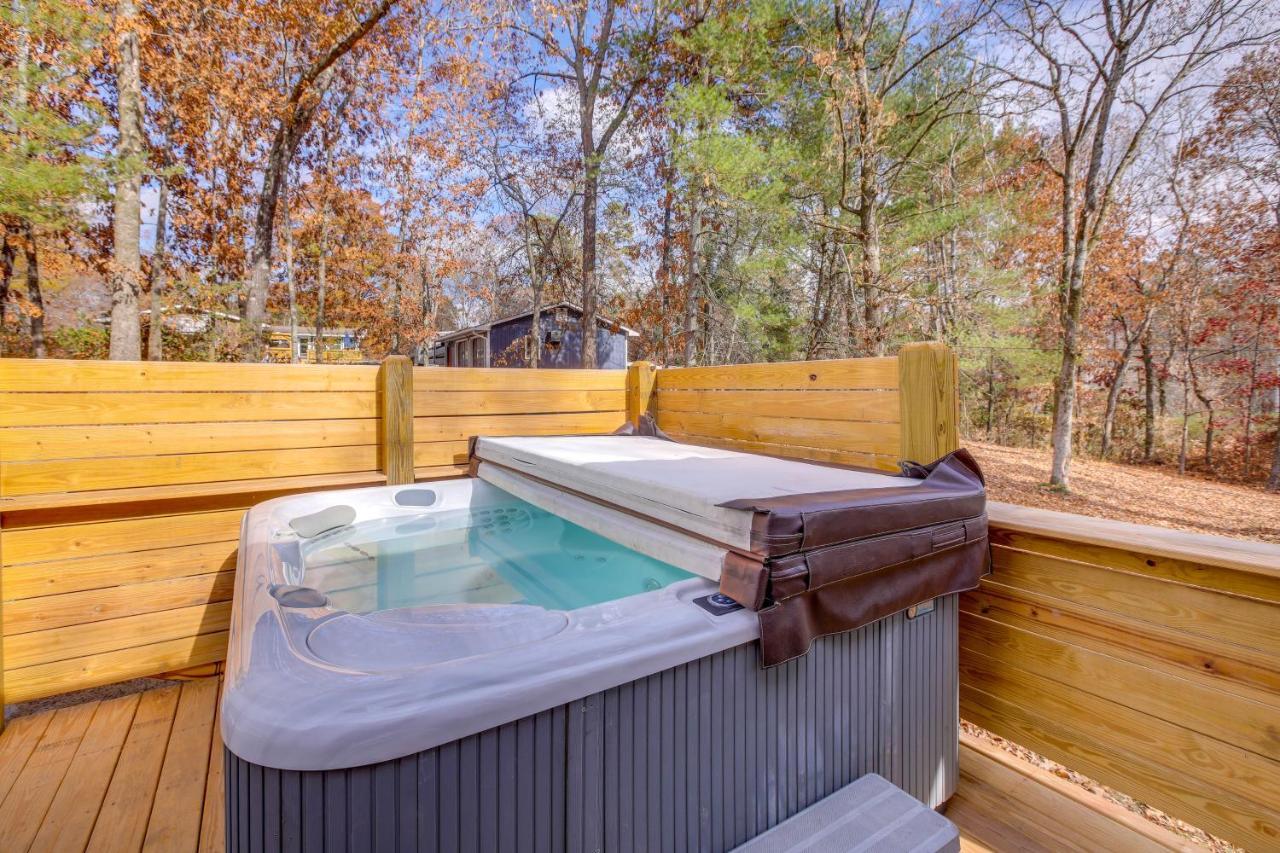 Pet-Friendly Chattanooga Cabin With Hot Tub And Kayaks Exteriör bild